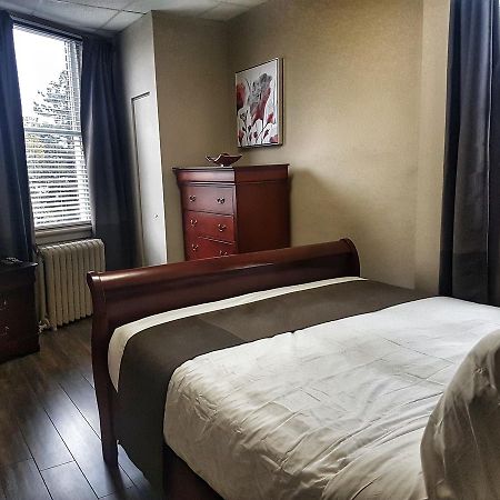 Cozy 2-Bedroom Apartment #25 By Amazing Property Rentals Gatineau Exteriör bild